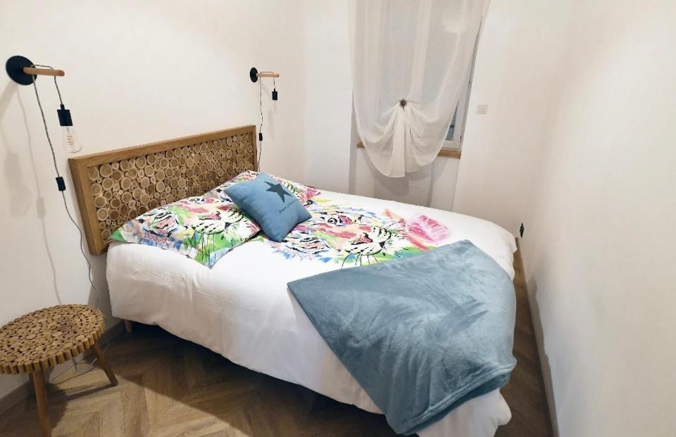 Carnot Place Bourgoin-Jallieu Extérieur photo